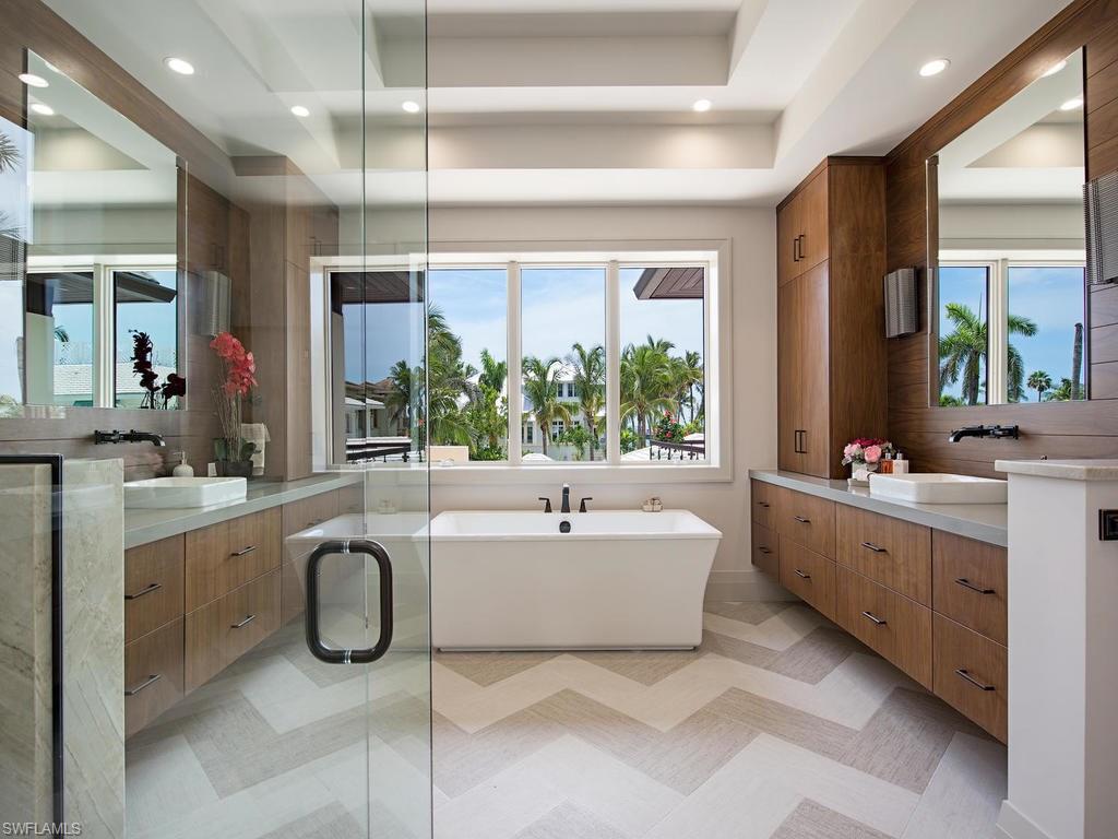 OLDE NAPLES - Residential