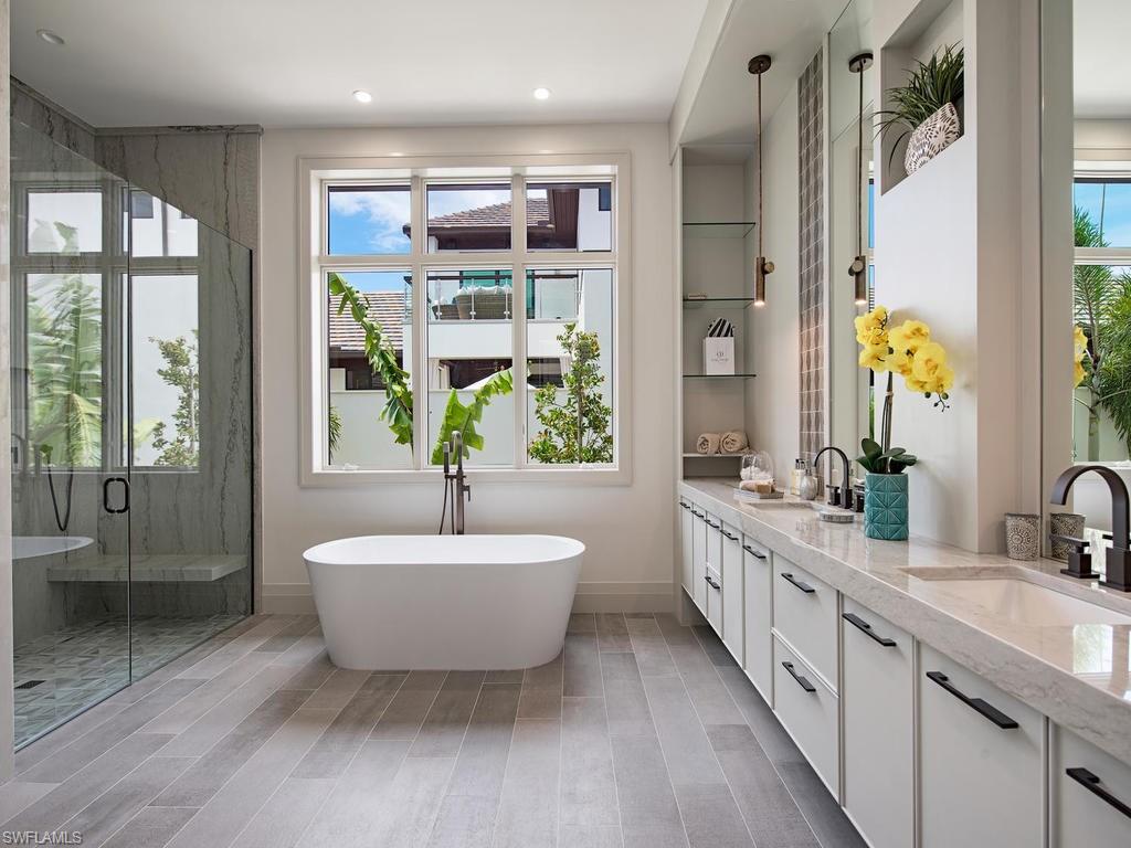 OLDE NAPLES - Residential