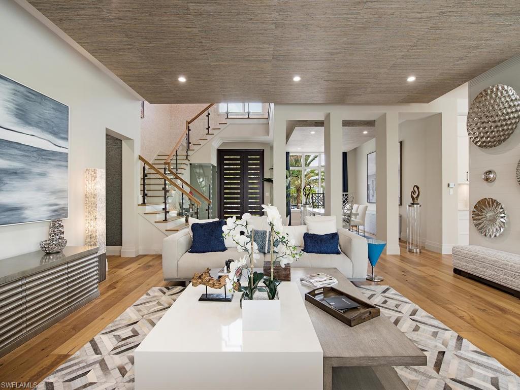 OLDE NAPLES - Residential