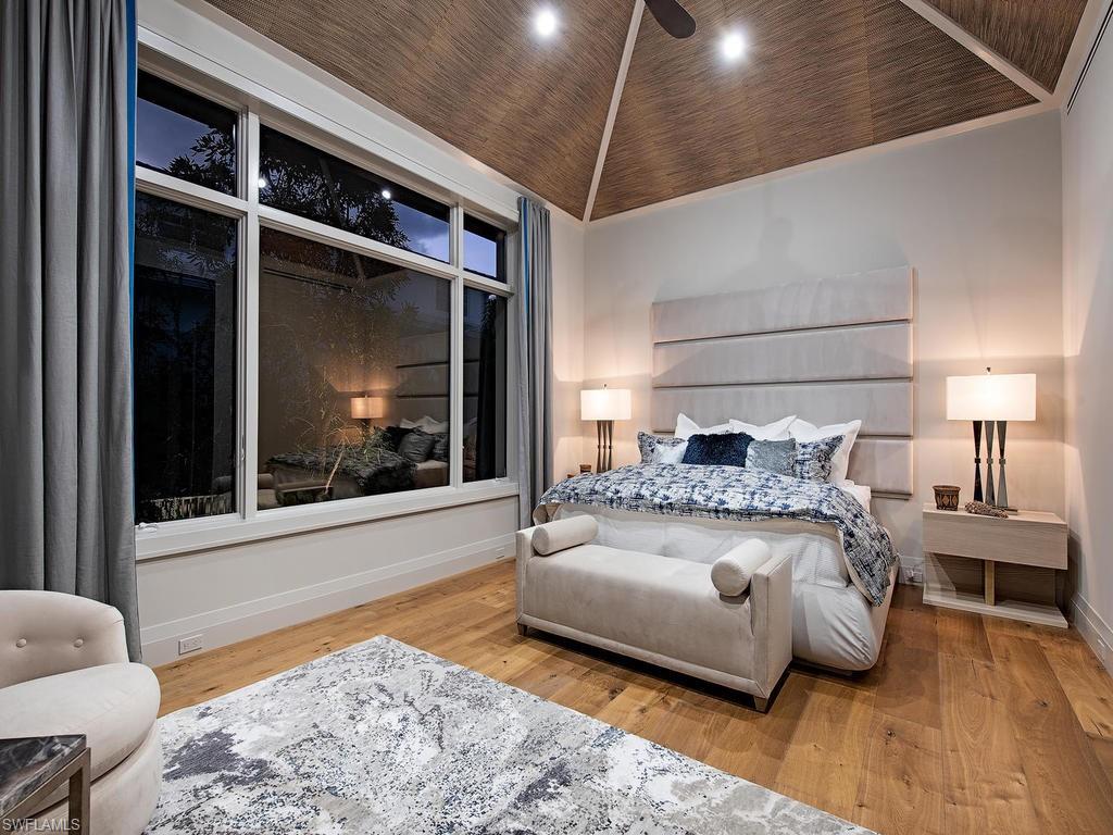 OLDE NAPLES - Residential