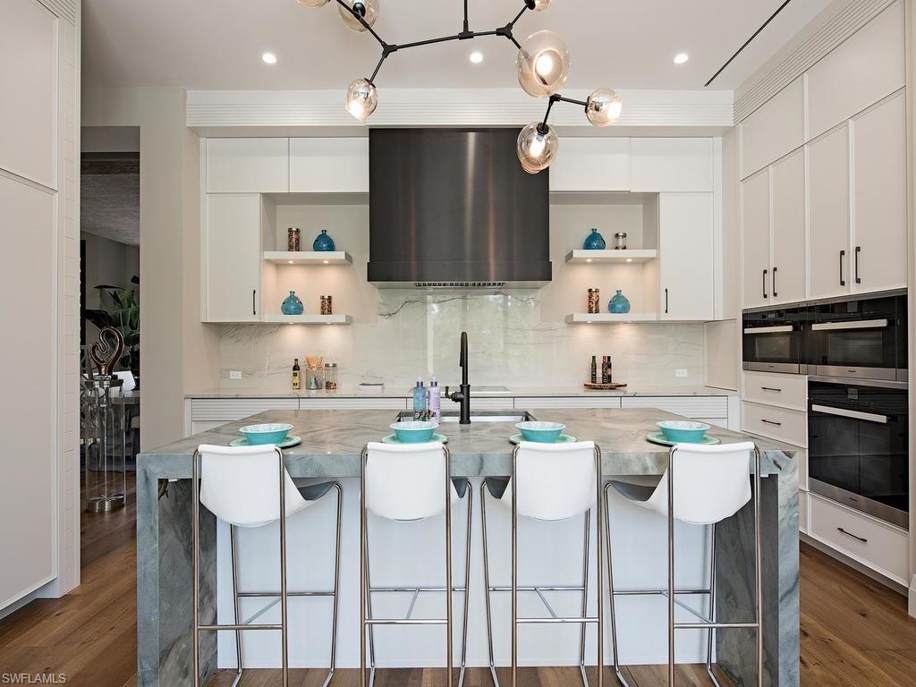 OLDE NAPLES - Residential