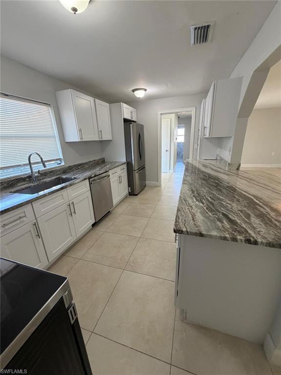 CAPE CORAL - Residential Lease