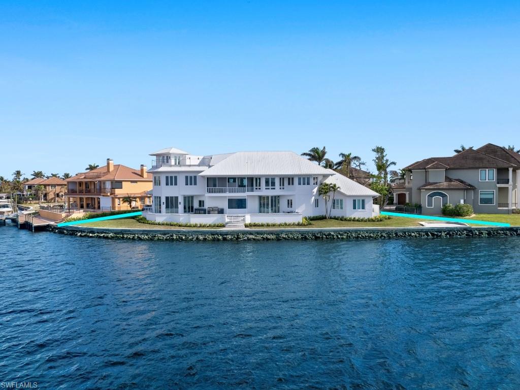 TOWN AND RIVER - Residential