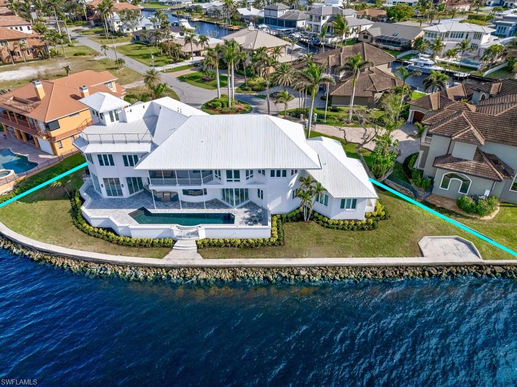 TOWN AND RIVER - Residential