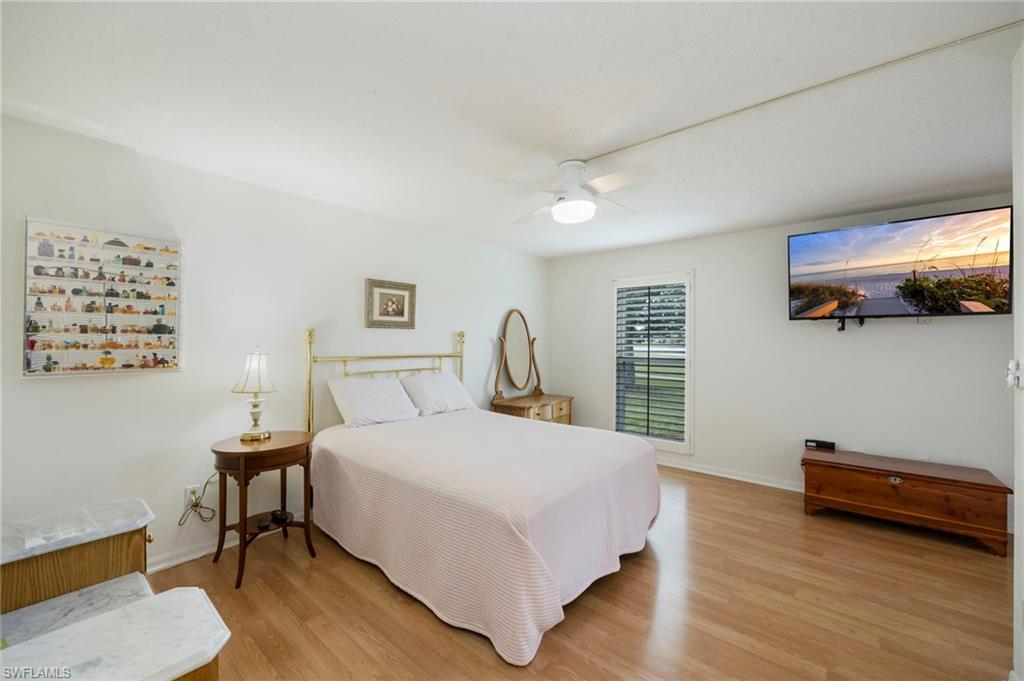 LAKEWOOD VILLAS - Residential