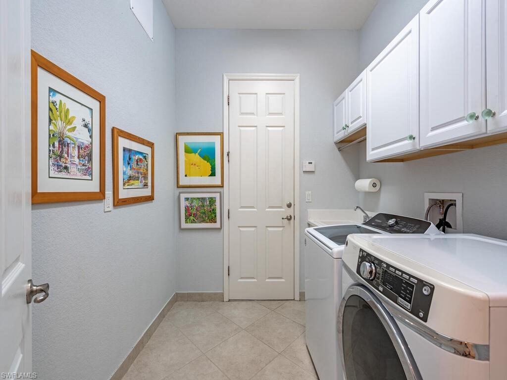 RIVERSTONE - Residential