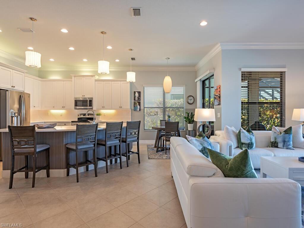 RIVERSTONE - Residential