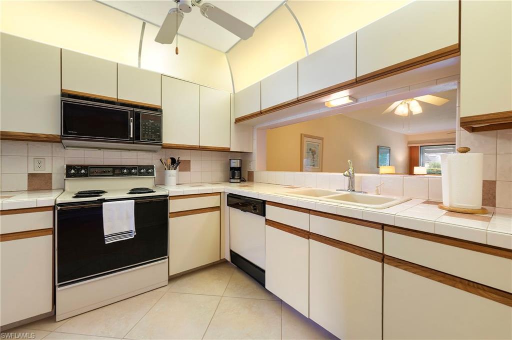 ABBEY AT BERKSHIRE VILLAGE - Residential