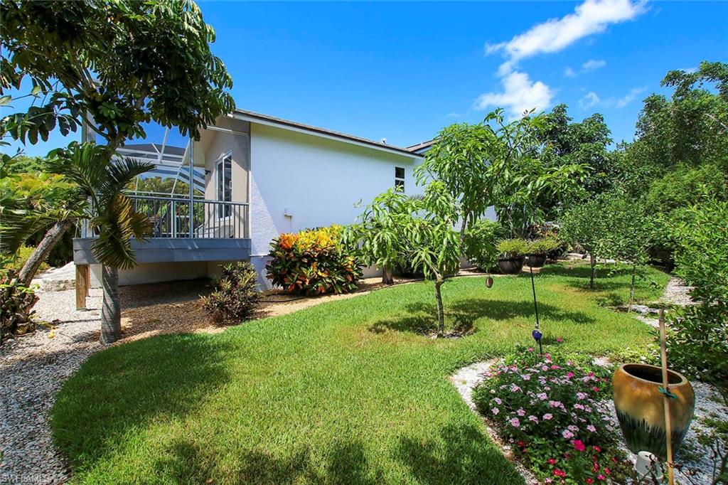 EAST ROCKS - Residential