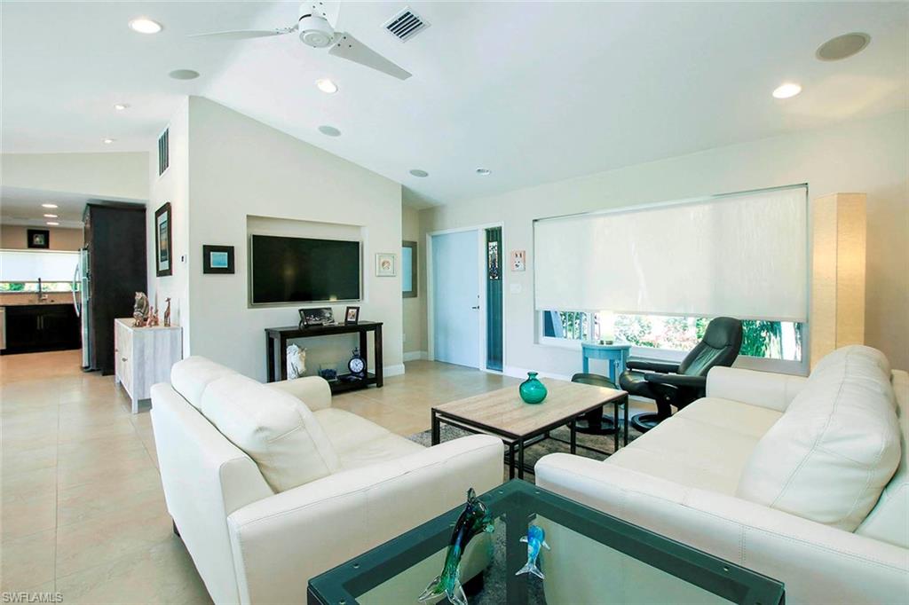 EAST ROCKS - Residential