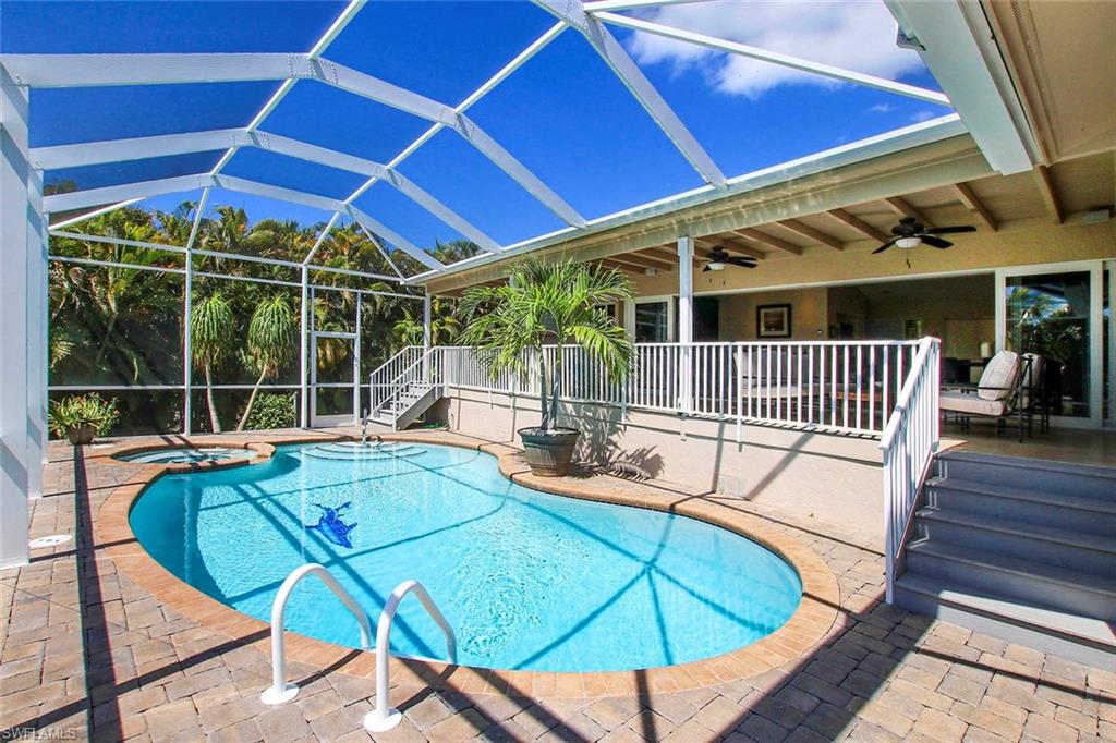 EAST ROCKS - Residential