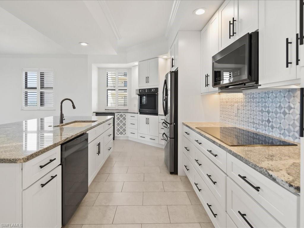 RIVA DEL LAGO - Residential Lease