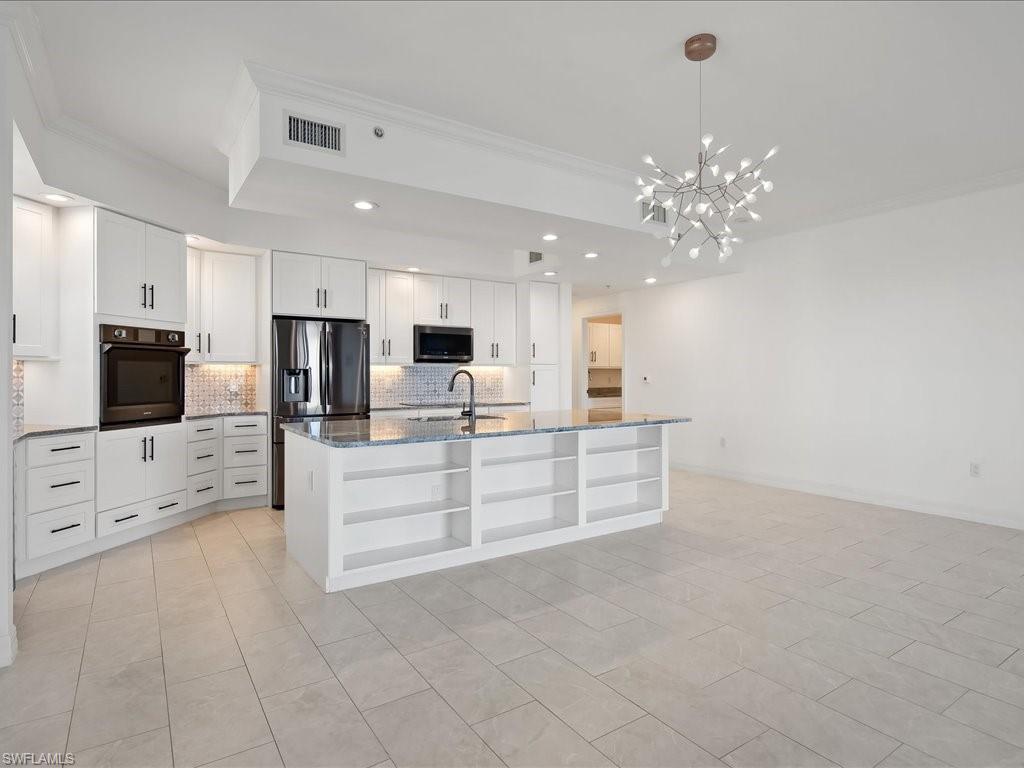 RIVA DEL LAGO - Residential Lease