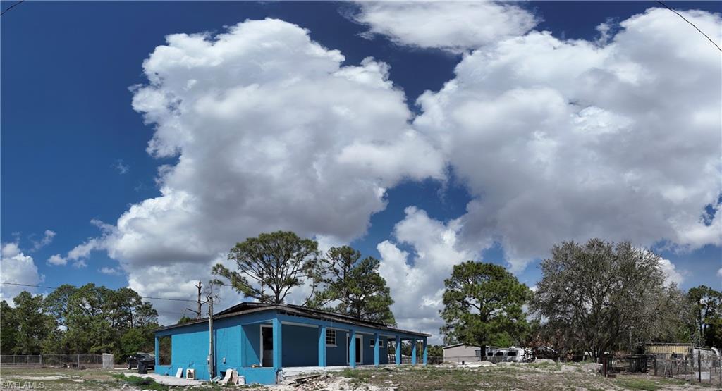 MONTURA - Residential