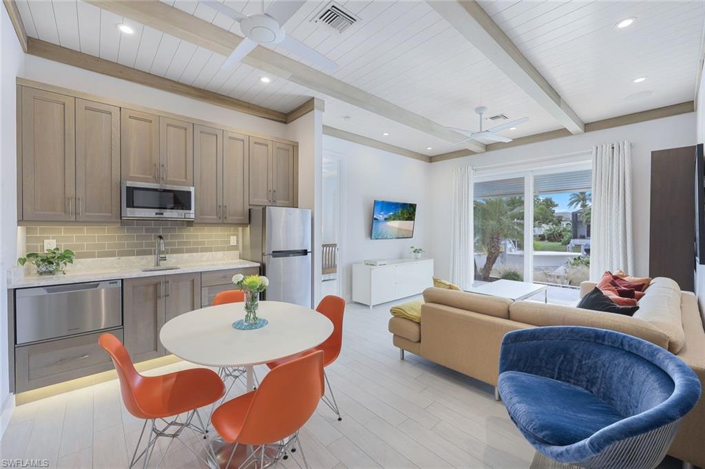 MARCO ISLAND - Residential