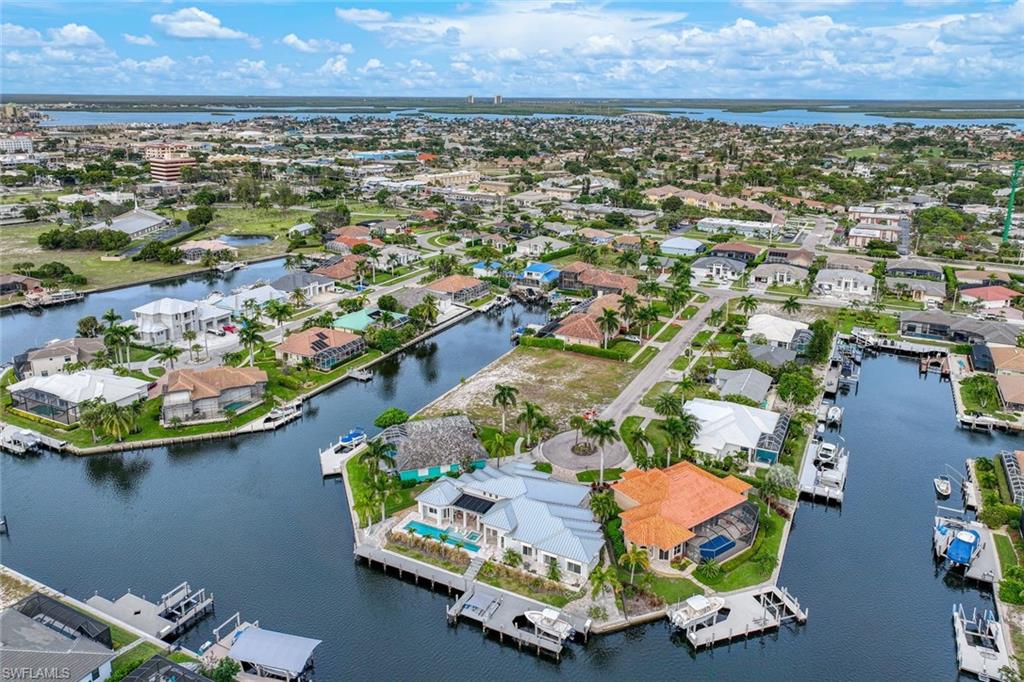 MARCO ISLAND - Residential