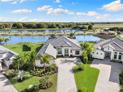 3122 Heather Glen CT NAPLES FL 34114