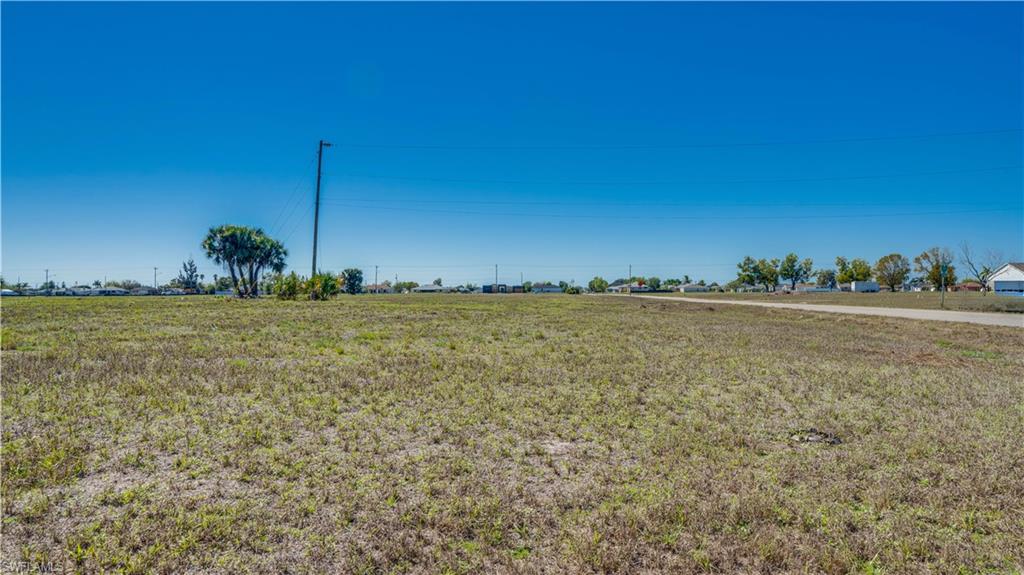CAPE CORAL - Land