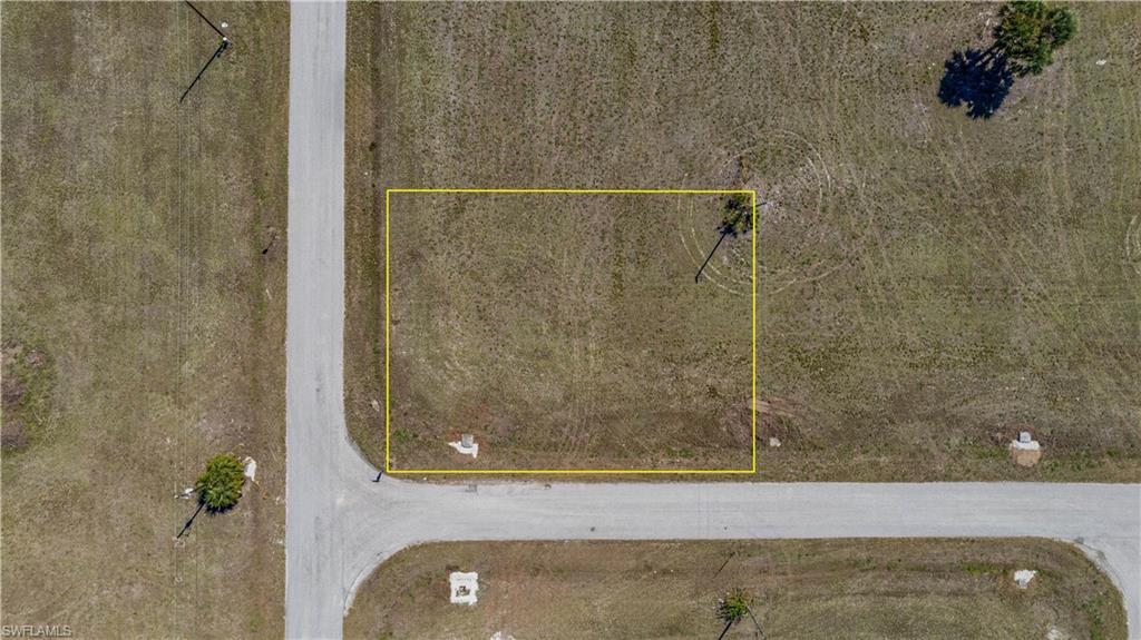 CAPE CORAL - Land