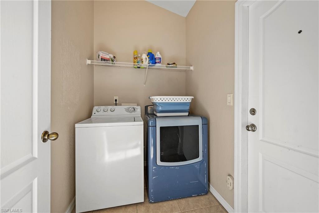 CAPE CORAL - Residential Lease