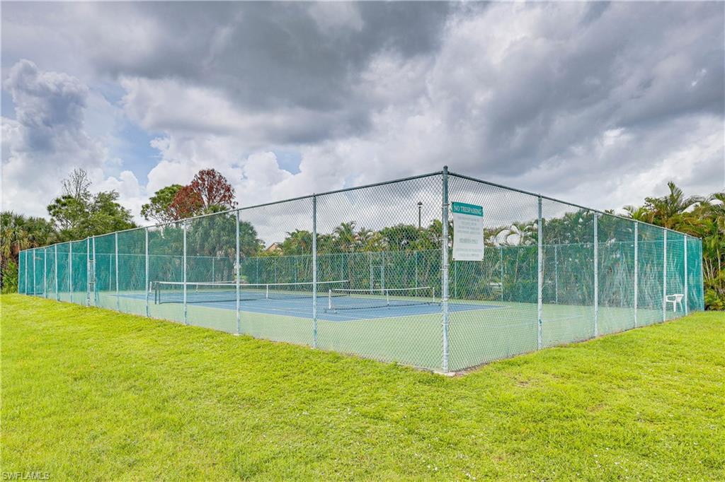 ISLAND PARK WOODLANDS - Residential