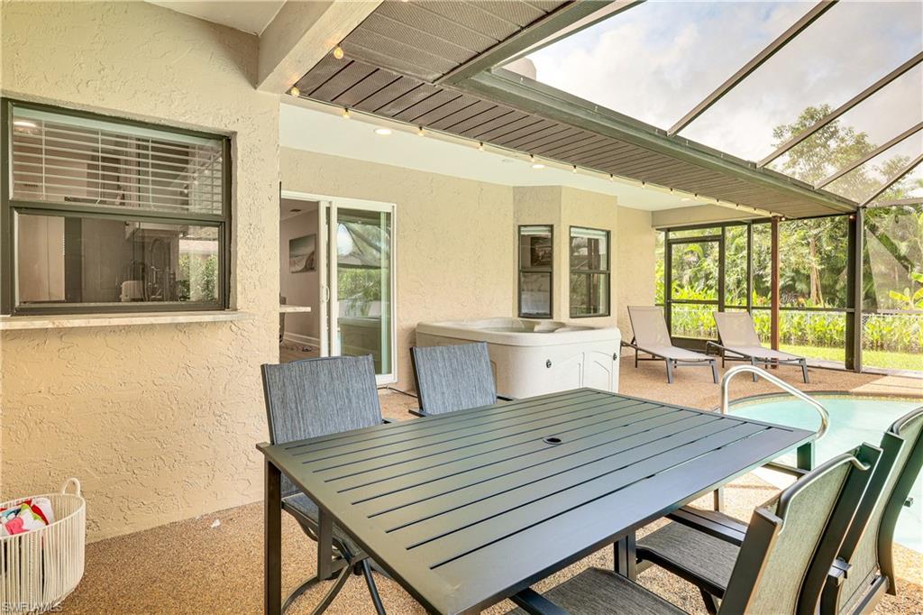 ISLAND PARK WOODLANDS - Residential