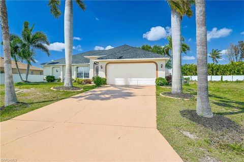 1214 NE 14th PL CAPE CORAL FL 33909
