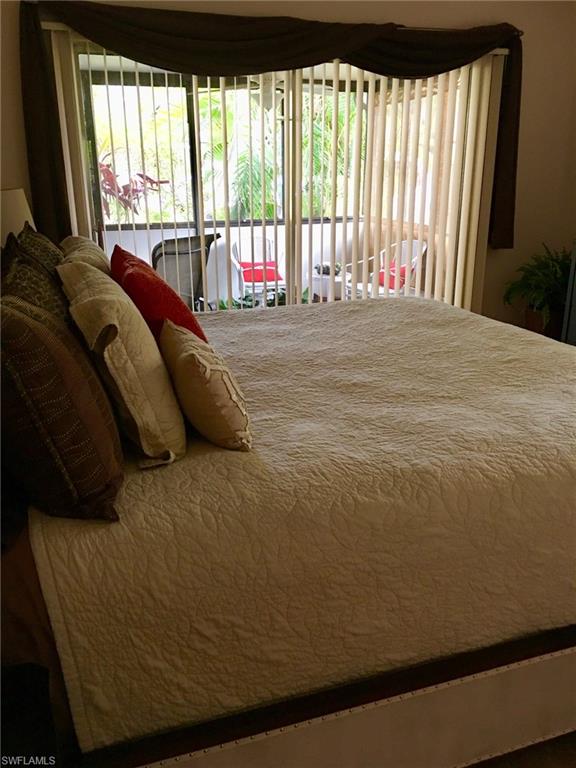 ROYAL WOODS - Residential