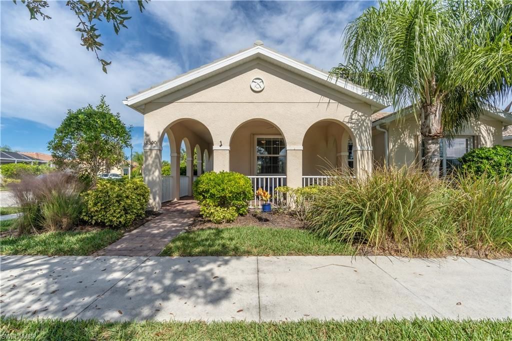 Photo of 8300 Josefa WAY, NAPLES, FL 34114 (MLS # 226002989)