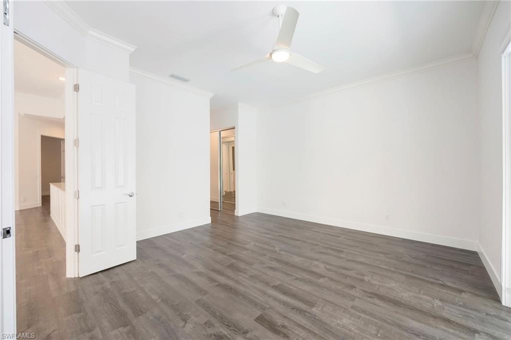 VILLAGE WALK - Residential