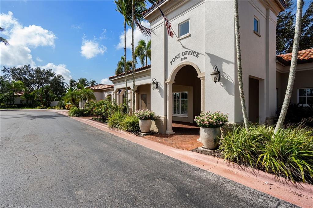 VILLAGE WALK - Residential