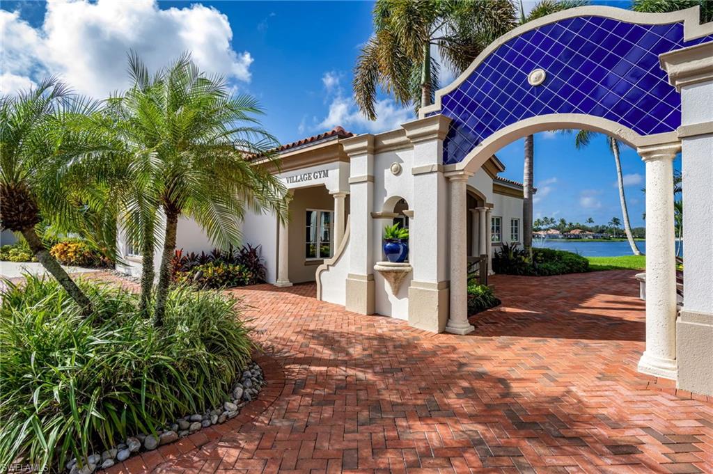 VILLAGE WALK - Residential