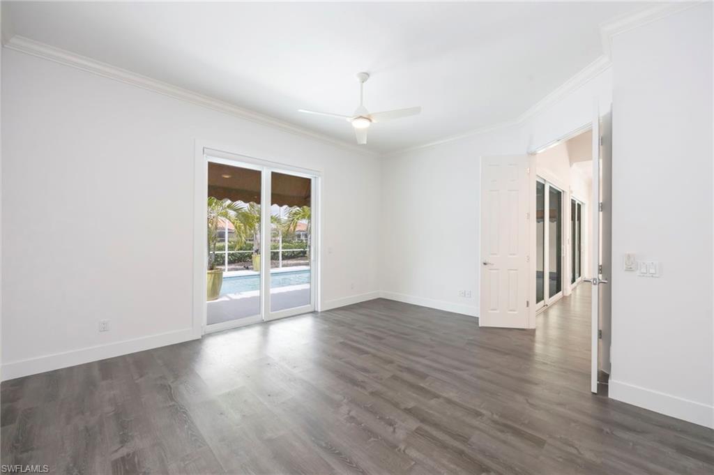 VILLAGE WALK - Residential