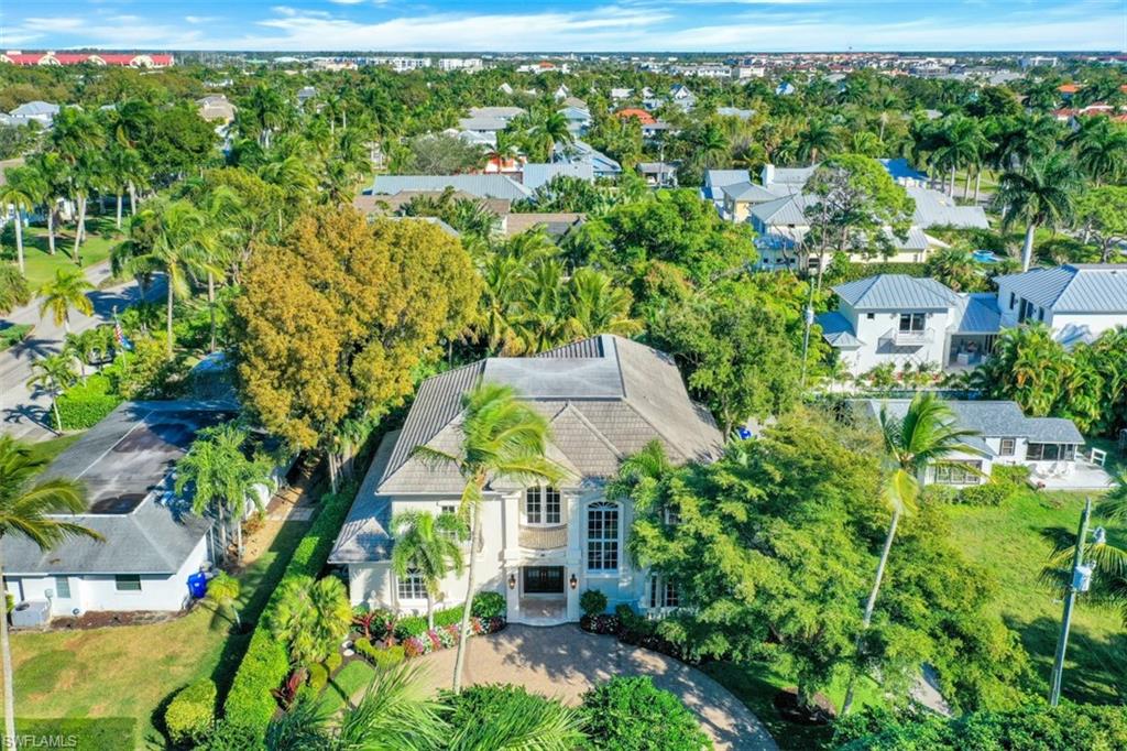 OLDE NAPLES - Residential