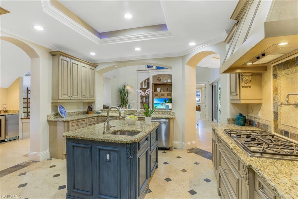 OLDE NAPLES - Residential