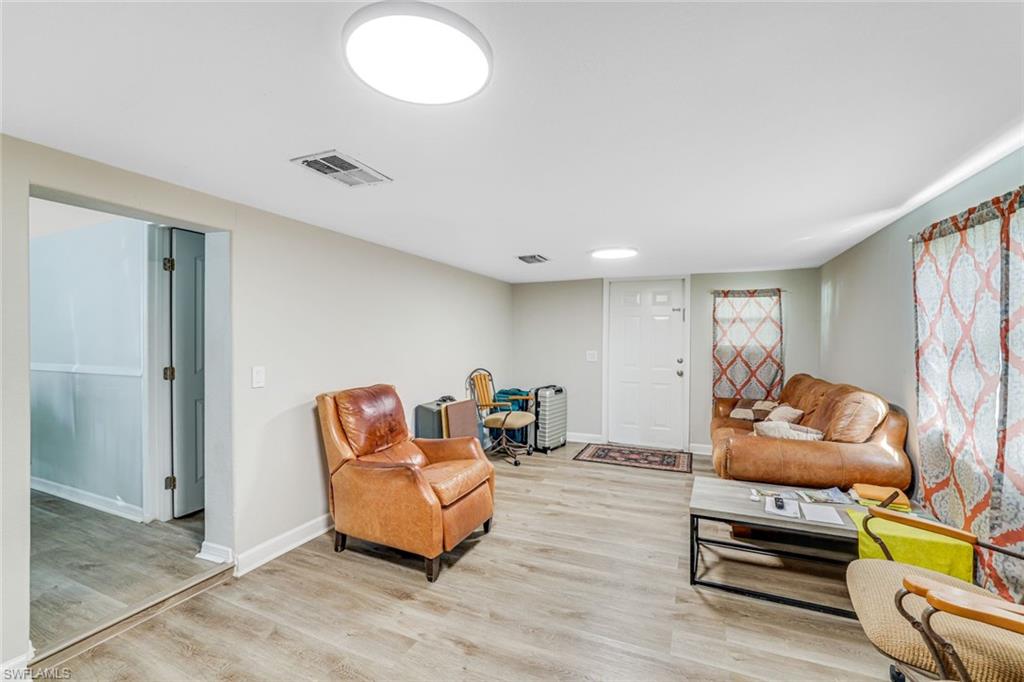 PORT AU PRINCE - Residential