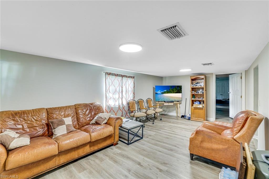 PORT AU PRINCE - Residential