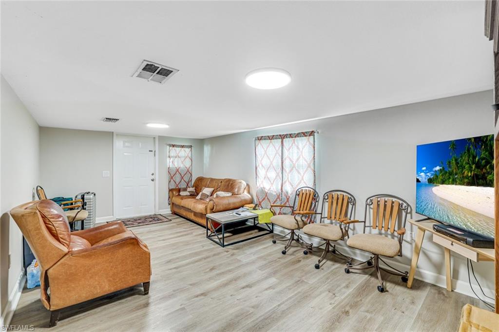 PORT AU PRINCE - Residential