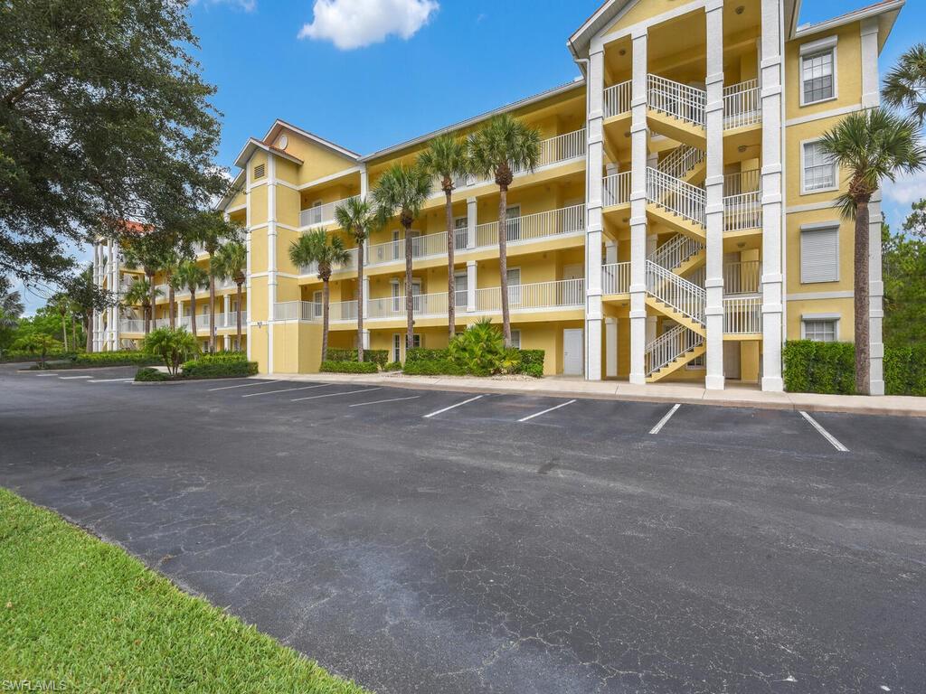 CORAL FALLS RESORT - Residential