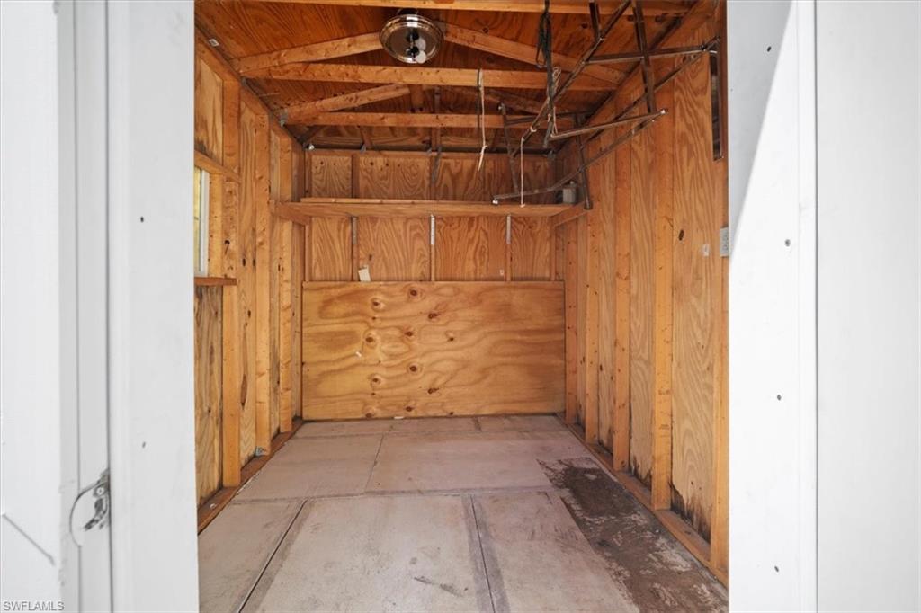 MEADOW LAWN REPLAT - Residential
