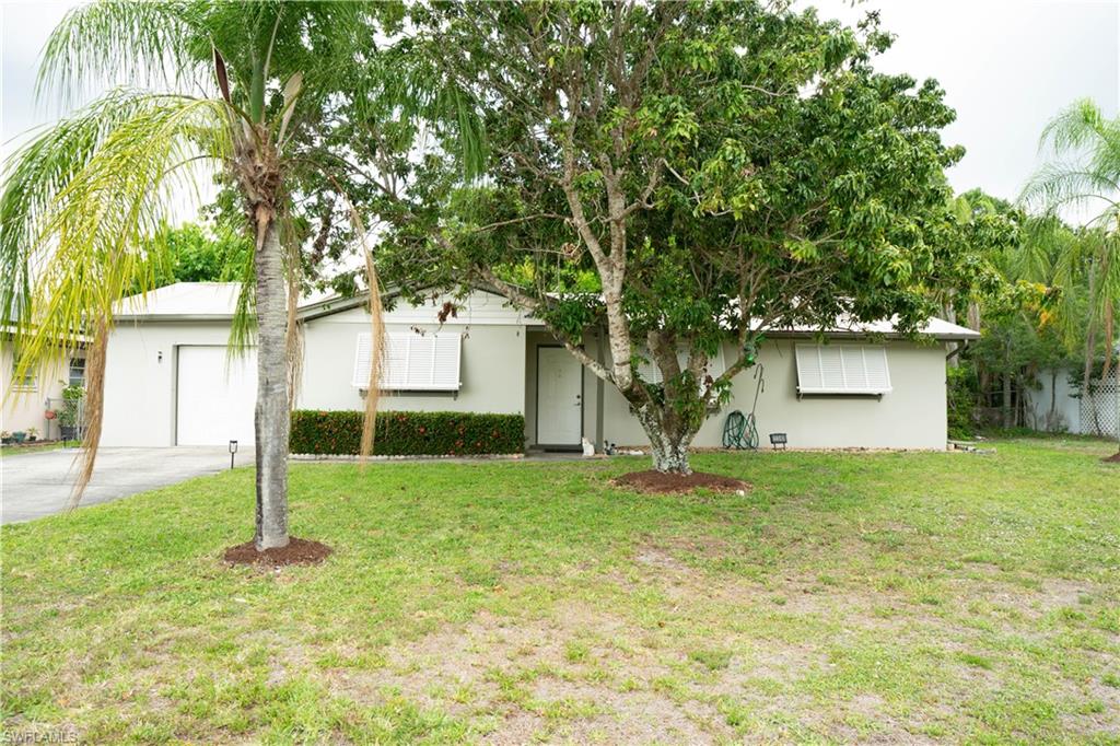 FORT MYERS SHORES - Residential