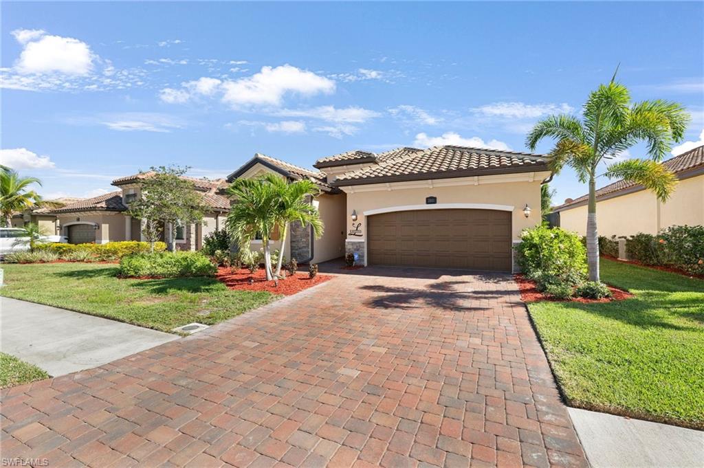 BONITA NATIONAL GOLF AND COUNTRY CLUB - Residential