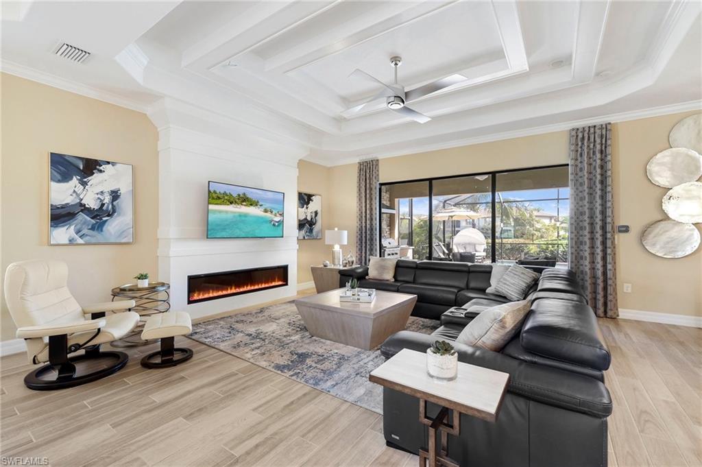 BONITA NATIONAL GOLF AND COUNTRY CLUB - Residential