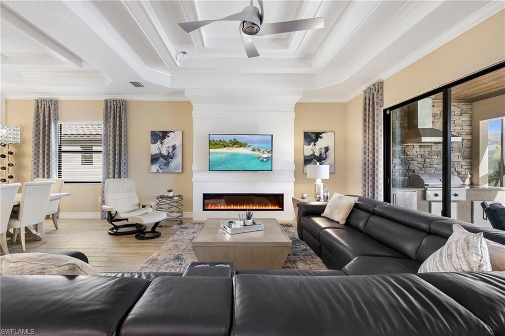 BONITA NATIONAL GOLF AND COUNTRY CLUB - Residential