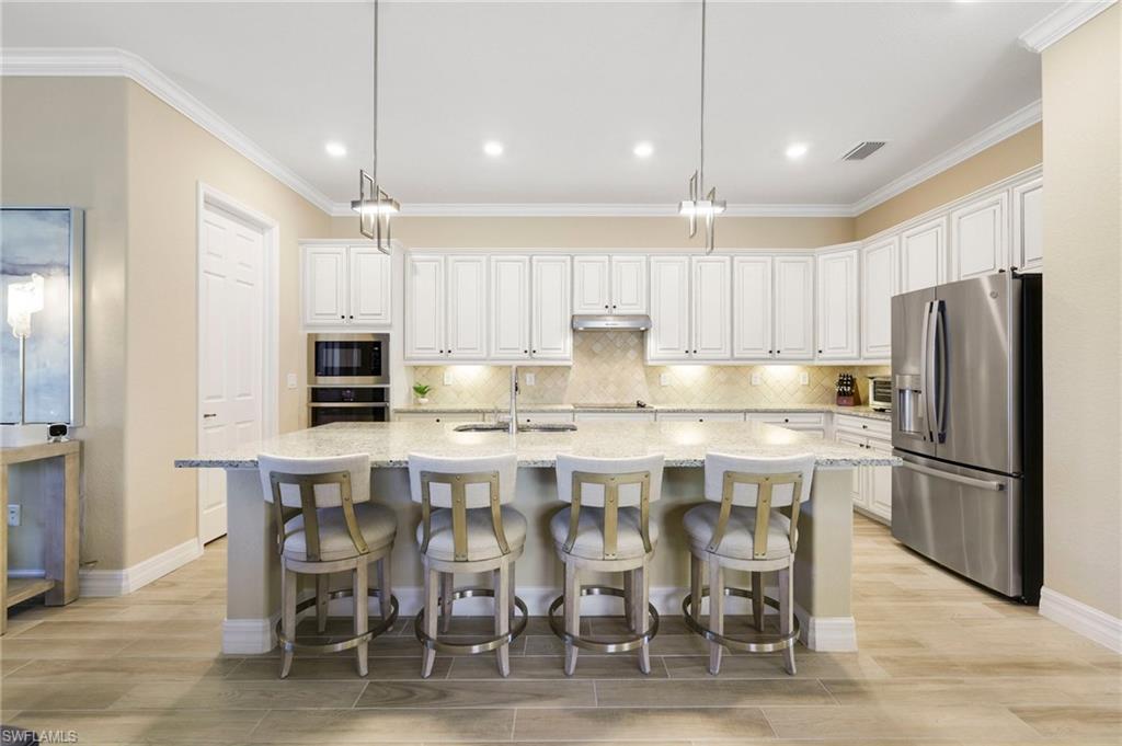 BONITA NATIONAL GOLF AND COUNTRY CLUB - Residential