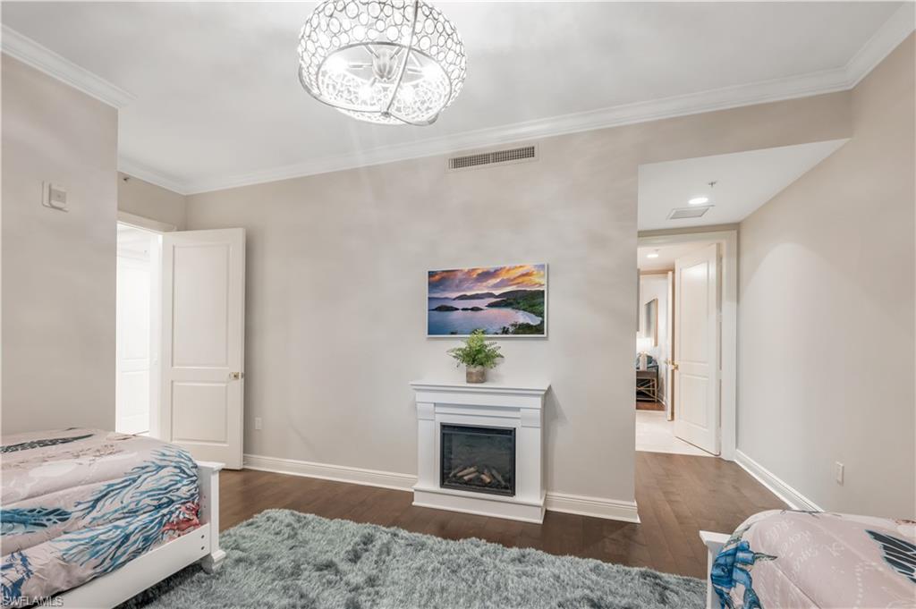 CASTELLA - Residential Lease