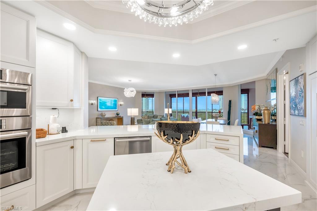 CASTELLA - Residential Lease