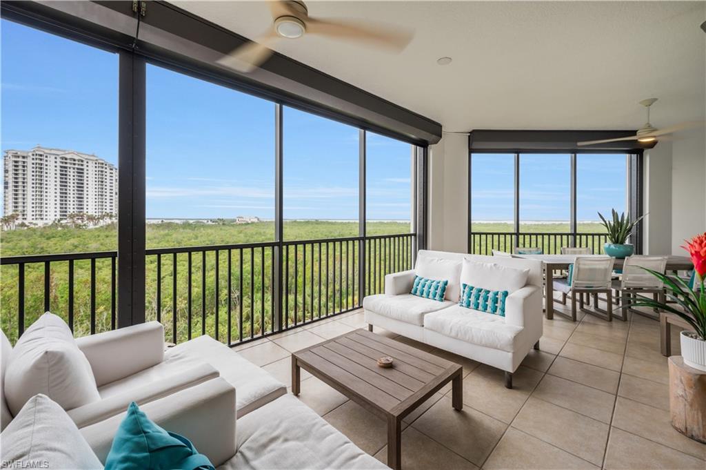 CASTELLA - Residential Lease