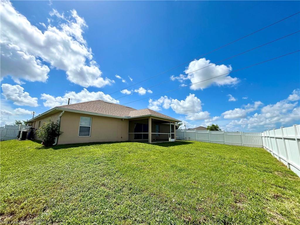 CAPE CORAL - Residential