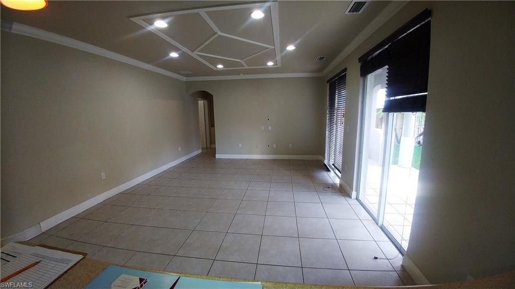 TAMIAMI TERRACE - Residential Lease